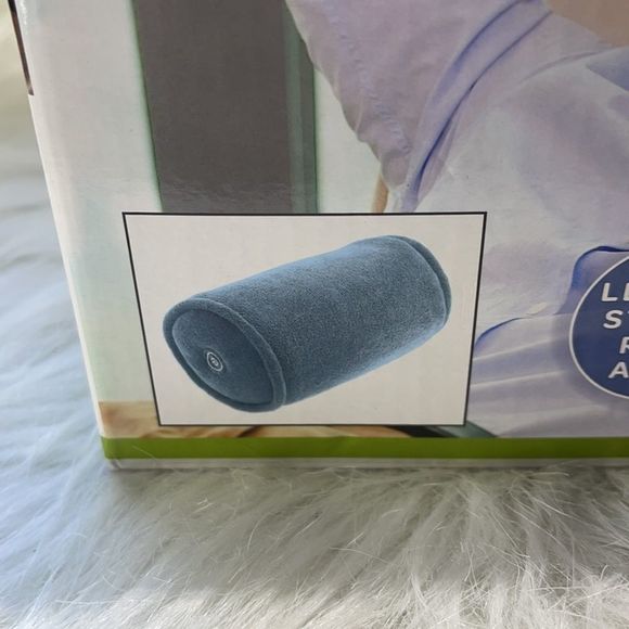 NEW MERIDIAN POINT Vibrating Massage Roll Pillow - Picture 6 of 15